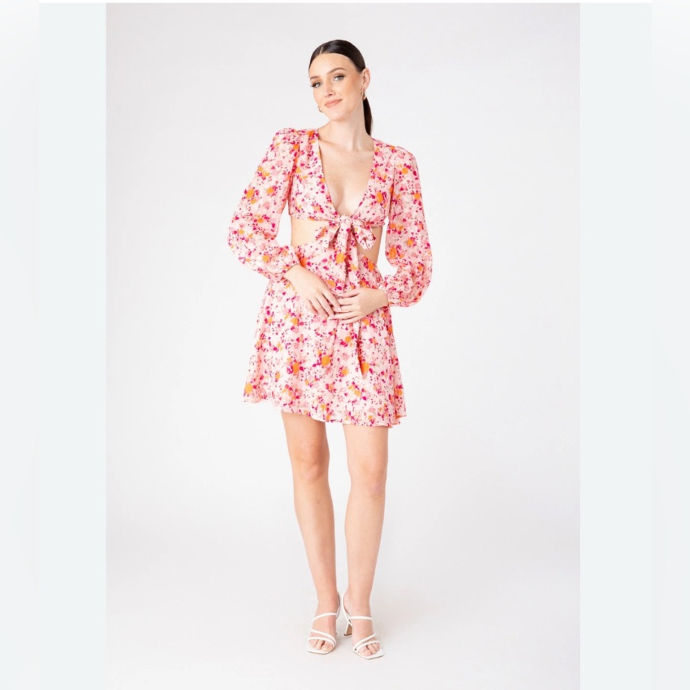 Meet Me In Santorini Aphrodite Pink Kylie Dress.